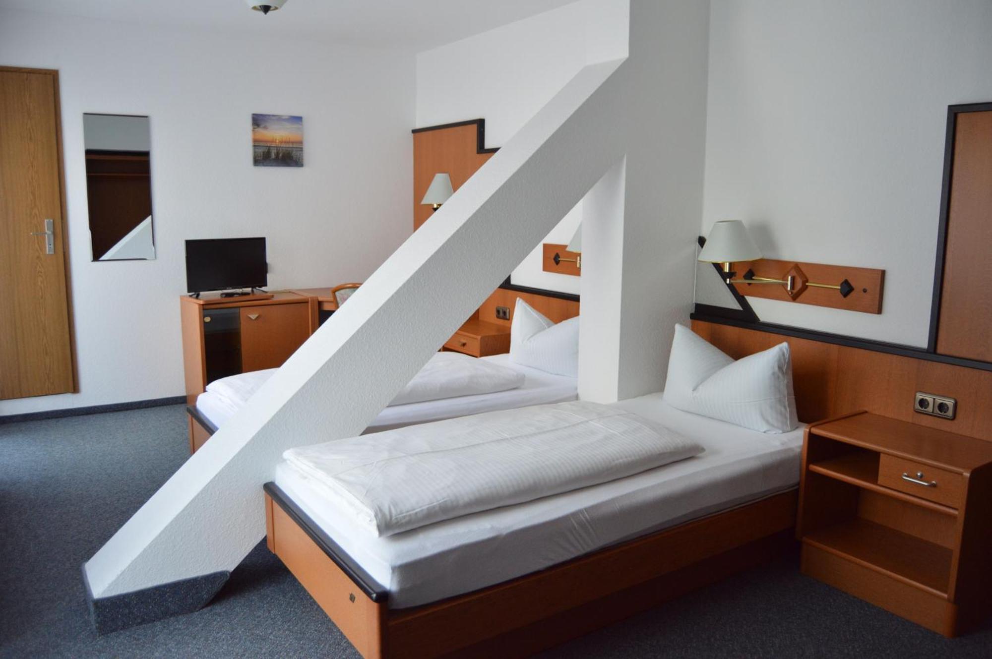 Gasthof-Pension Fraenkische Schweiz Обертрубах Экстерьер фото