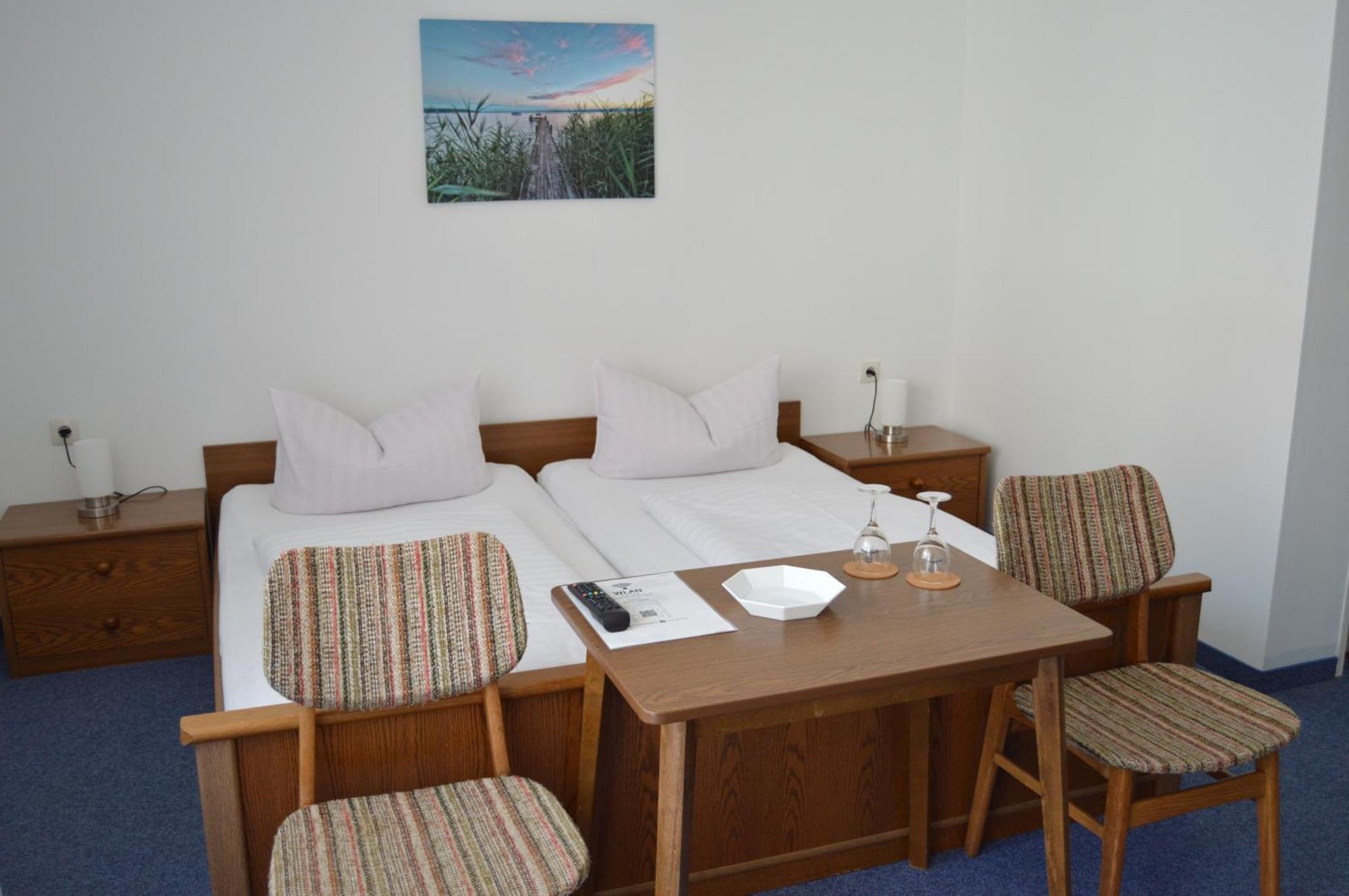 Gasthof-Pension Fraenkische Schweiz Обертрубах Экстерьер фото